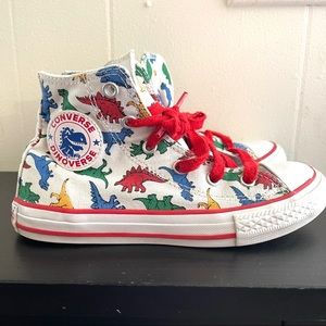 Converse Youth Dinoverse Chuck Taylor Dinosaur Hightop Size 1 junior Youth.